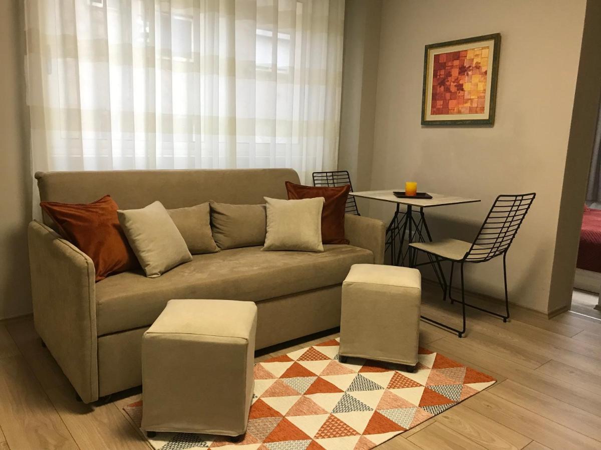 Home Away From Home Apartment Durrës Exteriör bild