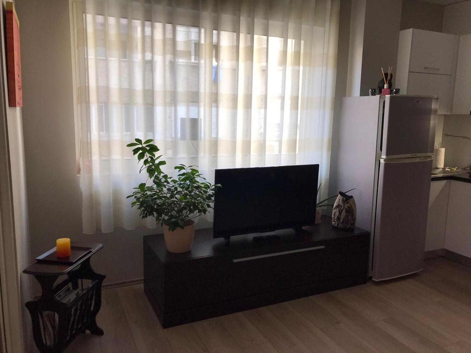 Home Away From Home Apartment Durrës Exteriör bild